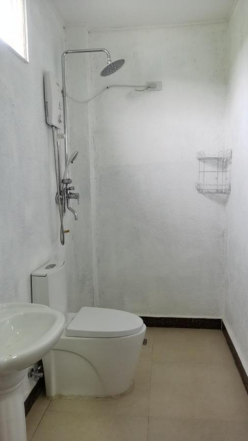 קורון Panda Guest House מראה חיצוני תמונה