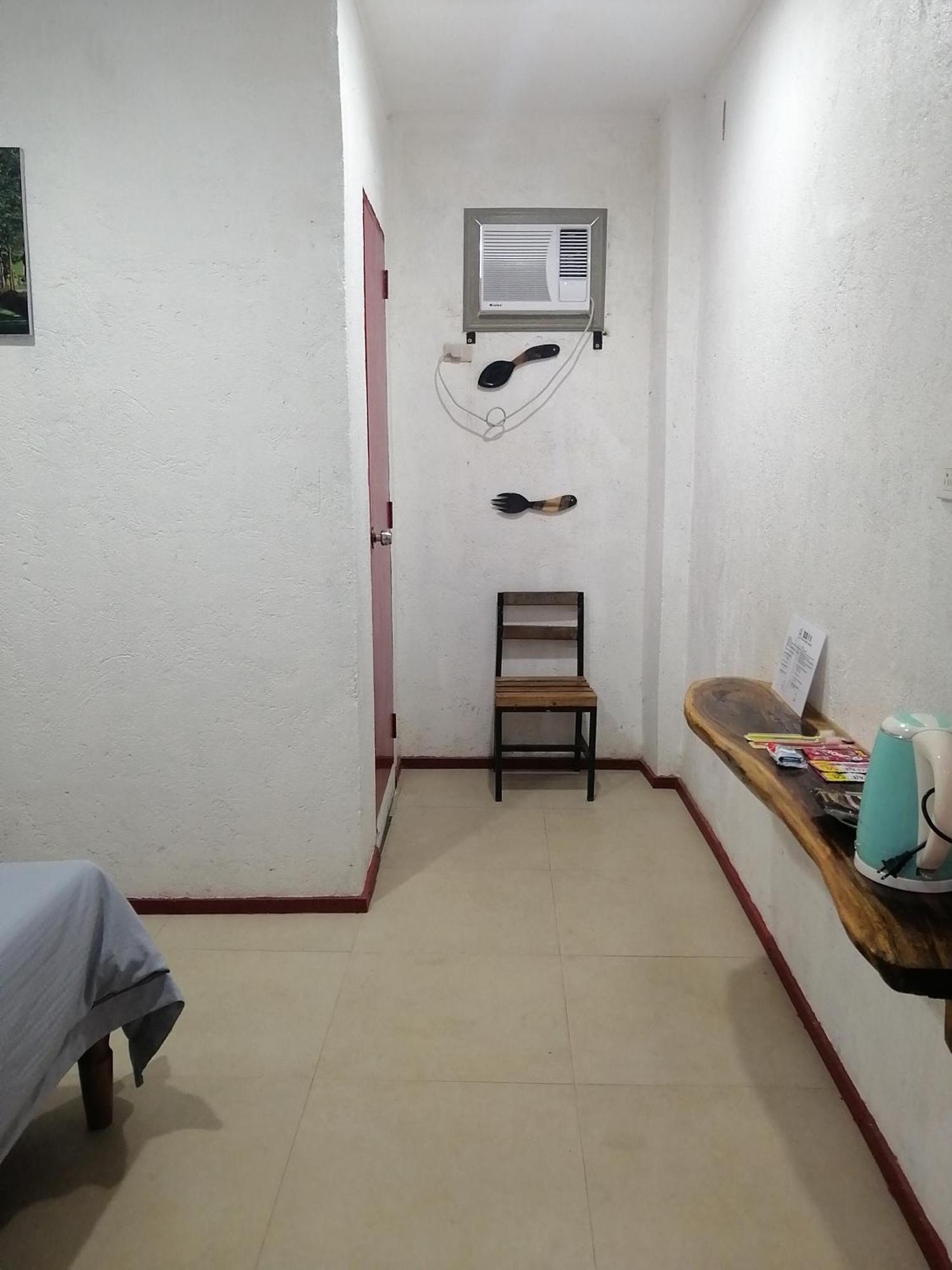 קורון Panda Guest House מראה חיצוני תמונה