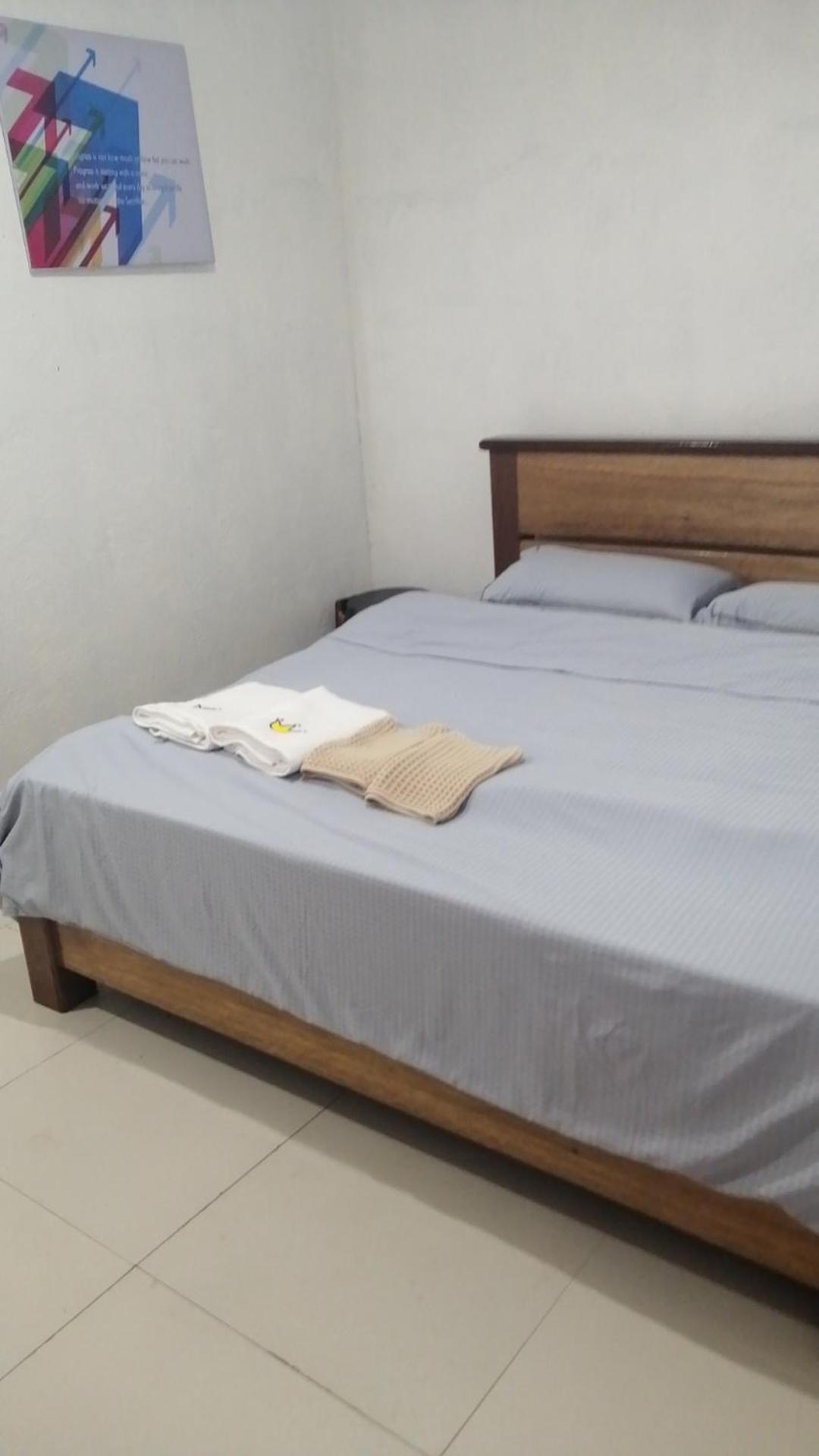 קורון Panda Guest House מראה חיצוני תמונה